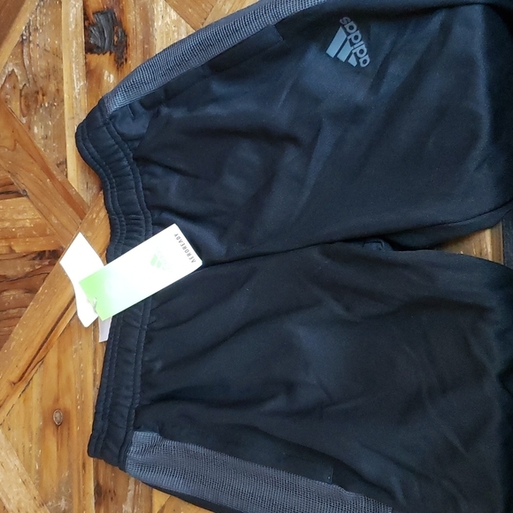 ADIDAS Boys Jogger pants - Picture 2 of 3